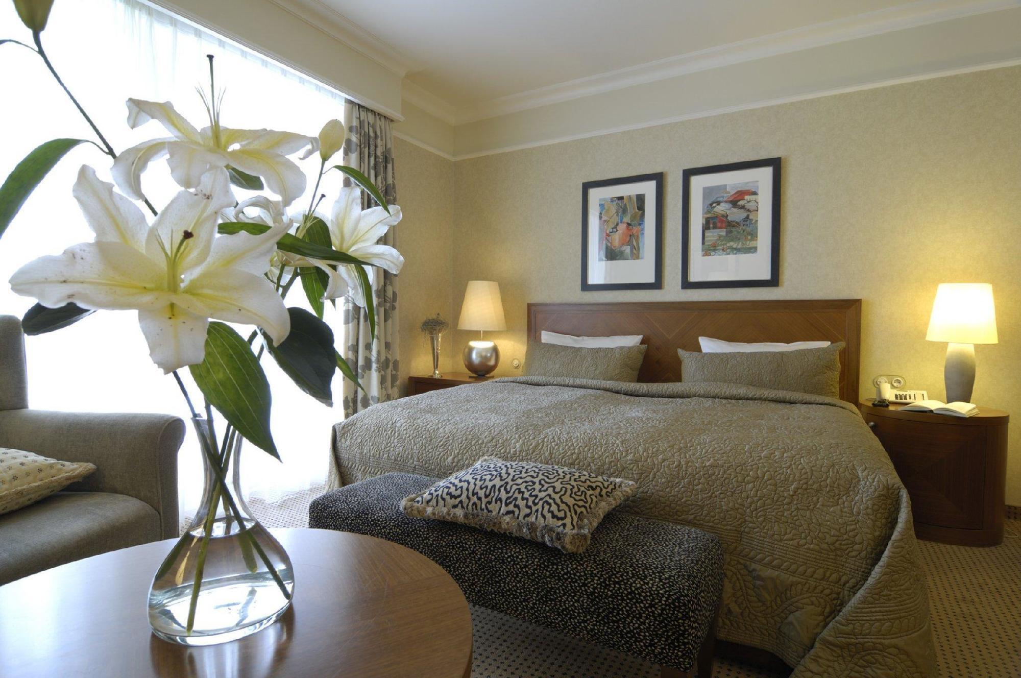 Schlosshotel Buehlerhoehe Schonbuch Номер фото